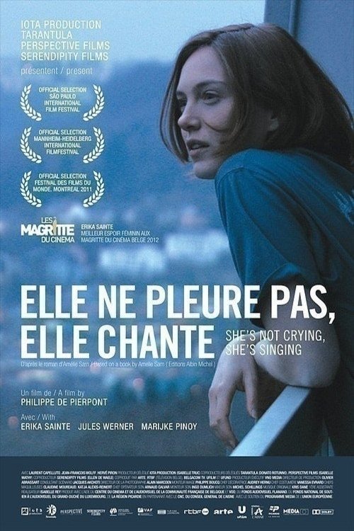 Jaquette Elle ne pleure pas, elle chante