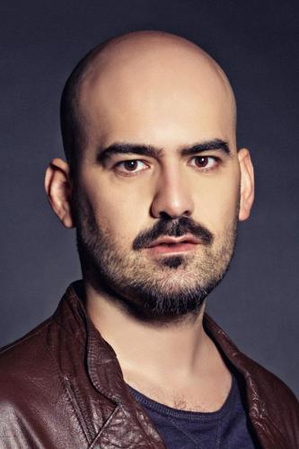 Toygar Isikli